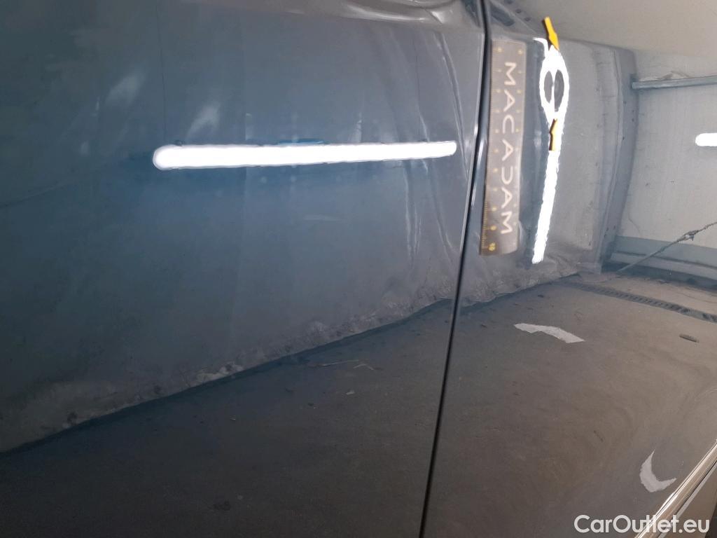  Volkswagen  Tiguan VOLKSWAGEN  / 2020 / 5P / SUV 2.0 TDI 150 DSG7 Life Business #25