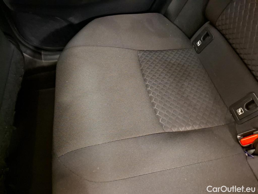  Toyota  C-HR TOYOTA  / 2016 / 5P / SUV 1.8 Hybride 122 Dynamic Business Beyond #7