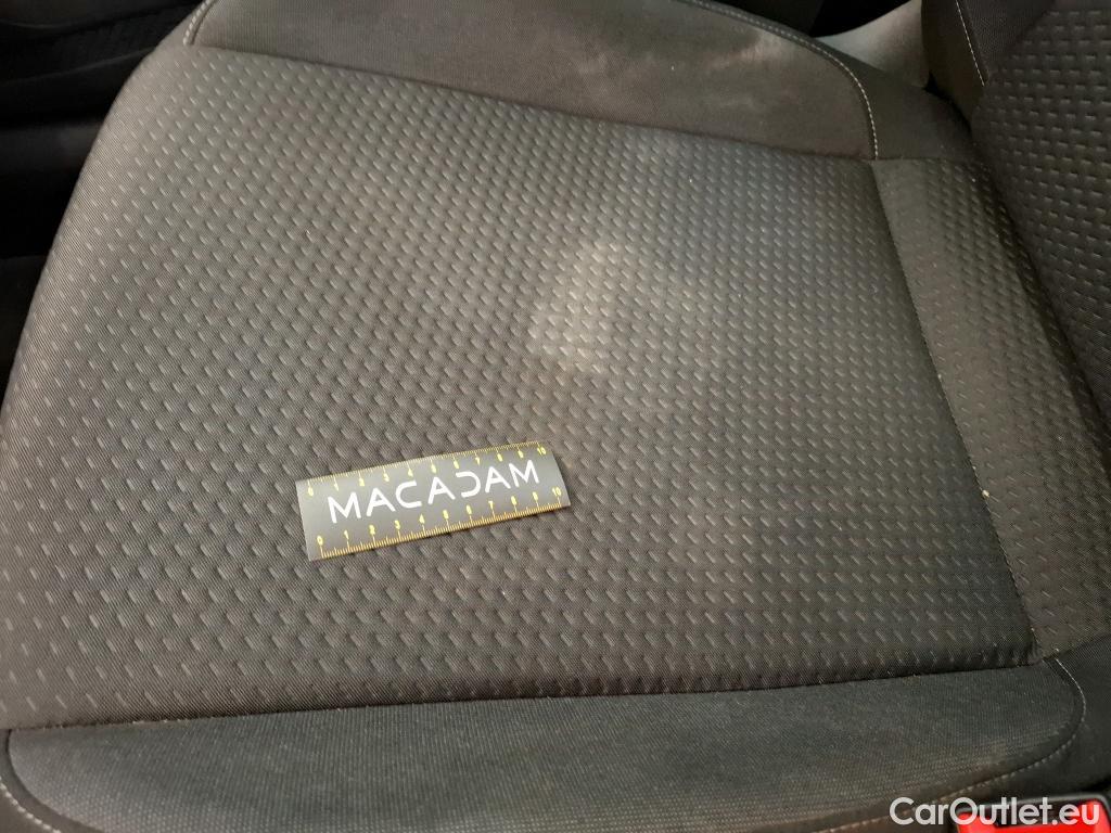  Volkswagen  Polo VOLKSWAGEN  / 2017 / 5P / Berline 1.0 80 Lounge #15