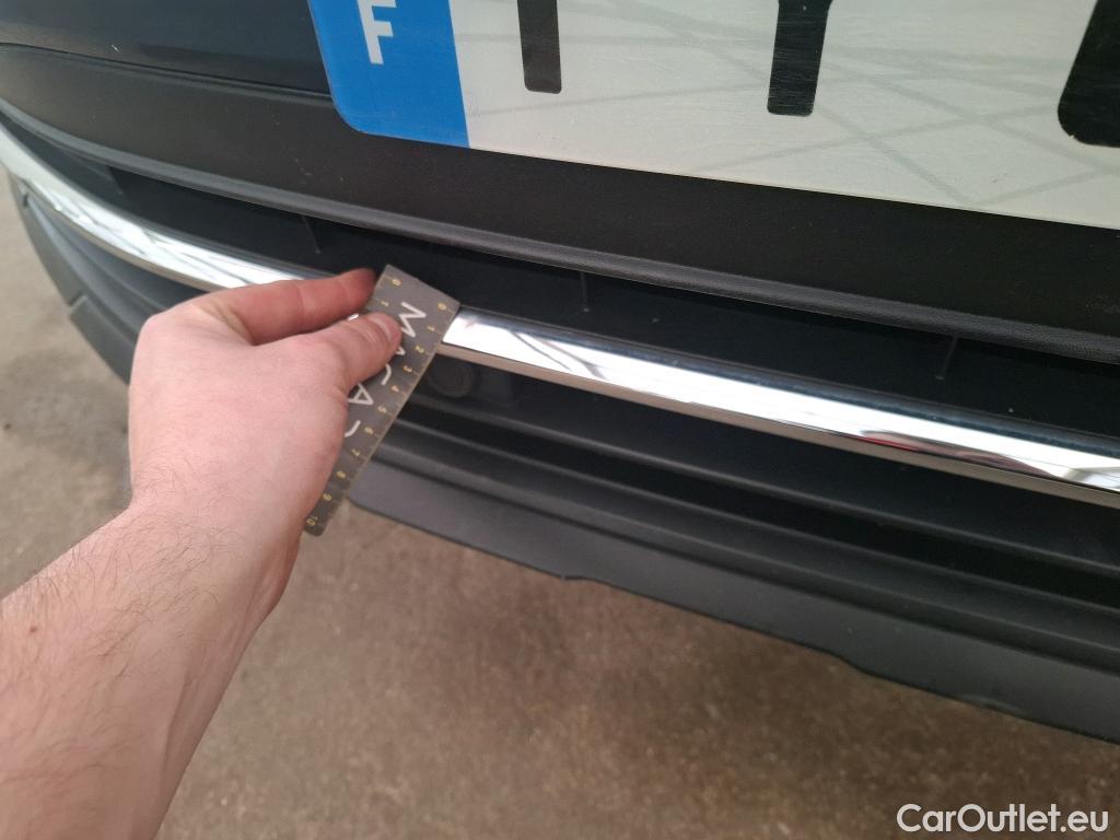  Volkswagen  Tiguan VOLKSWAGEN  / 2020 / 5P / SUV 2.0 TDI 150 DSG7 Life Business #17