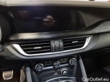  Alfa Romeo   STELVIO ALFA ROMEO / 2017 / 5P / SUV 2.2 TD 160 CV SPRINT AT8 RWD (AUTOCARRO) #43