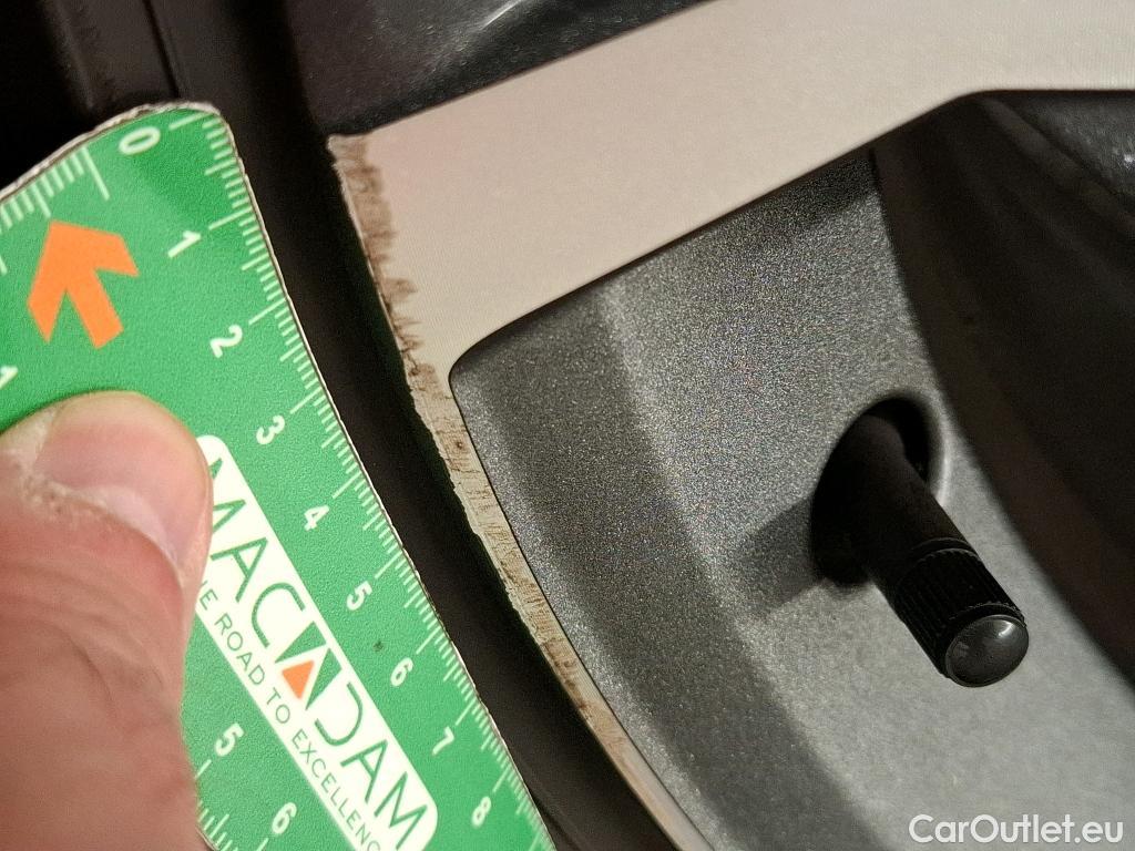  Audi  A3  Berline 35 TDI Design Luxe 2.0 TDI 150CV BVA7 E6d #3