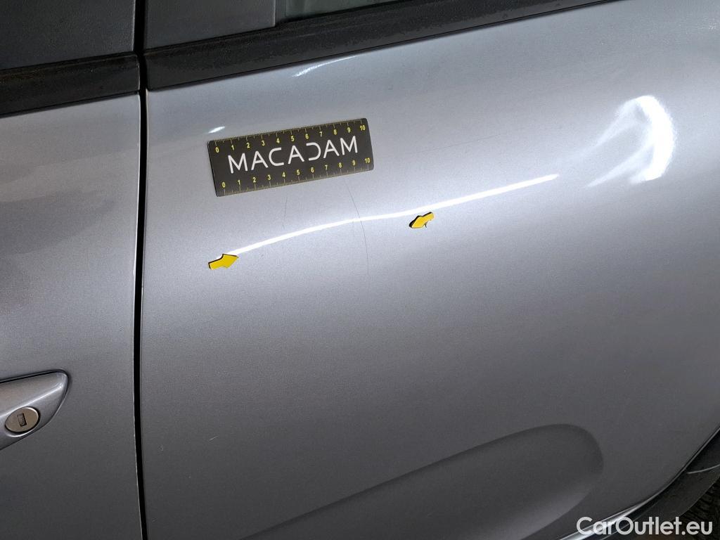  Citroen  C3  Feel Business 1.5 BlueHDI 100CV BVM5 E6dT #2