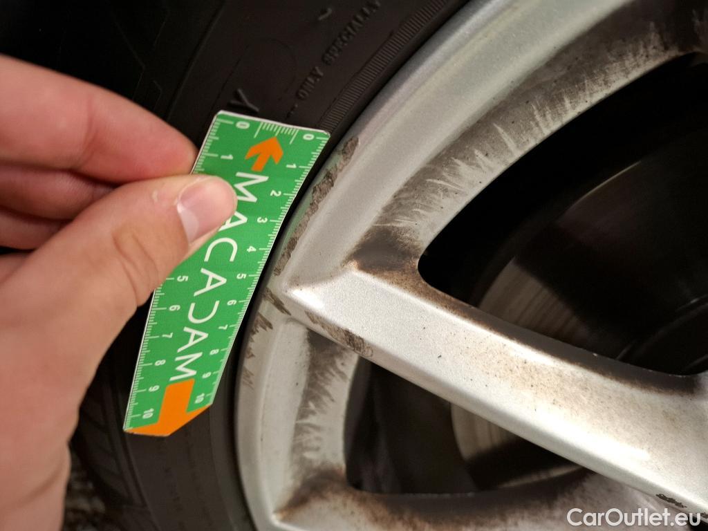  Bmw  X1 Série  sDrive18d Lounge 2.0 150CV BVA8 E6dT #18