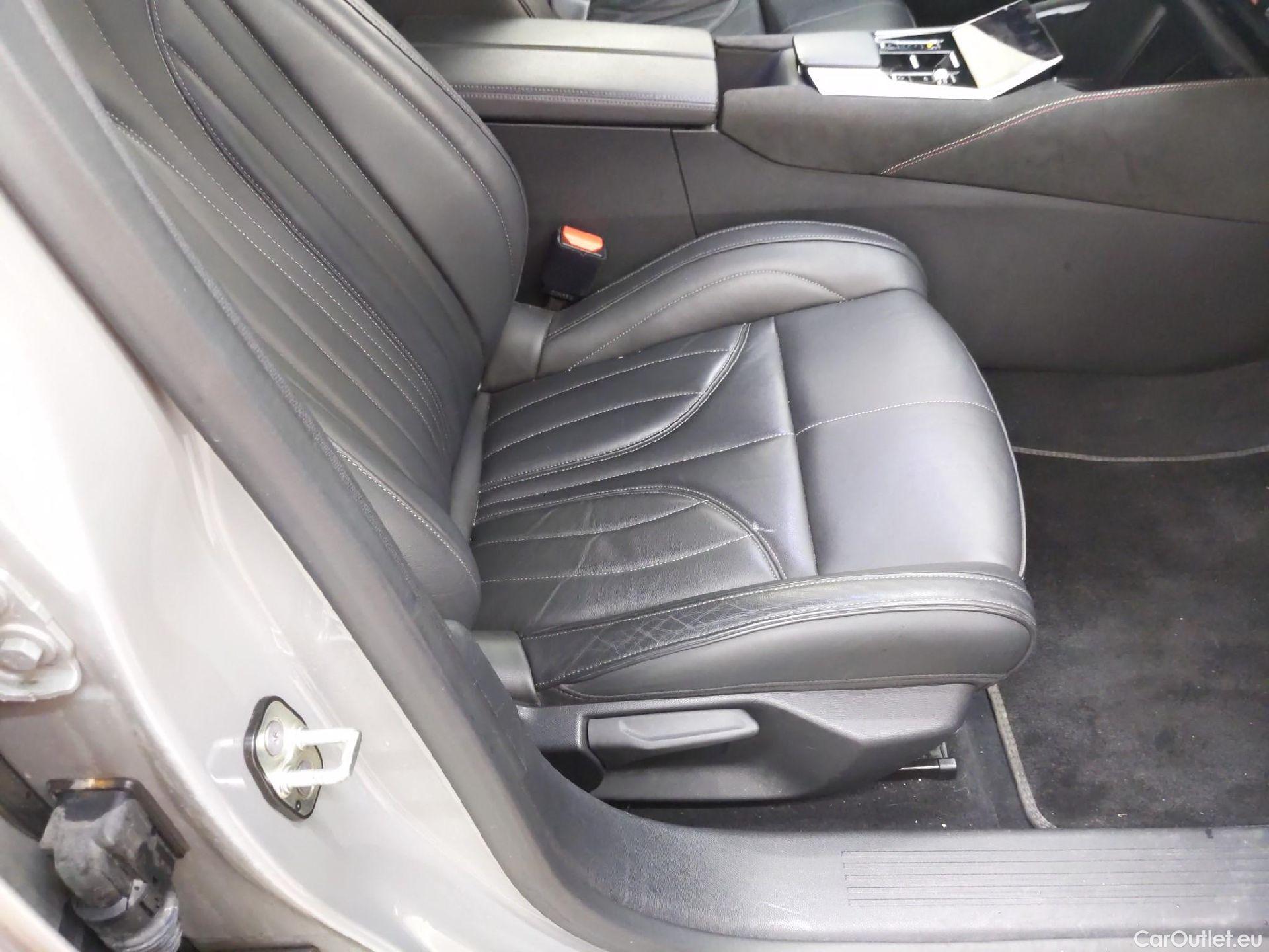  DS  DS4 4 Performance Line+ 1.5 BlueHDi 130CV BVA8 E6d #25