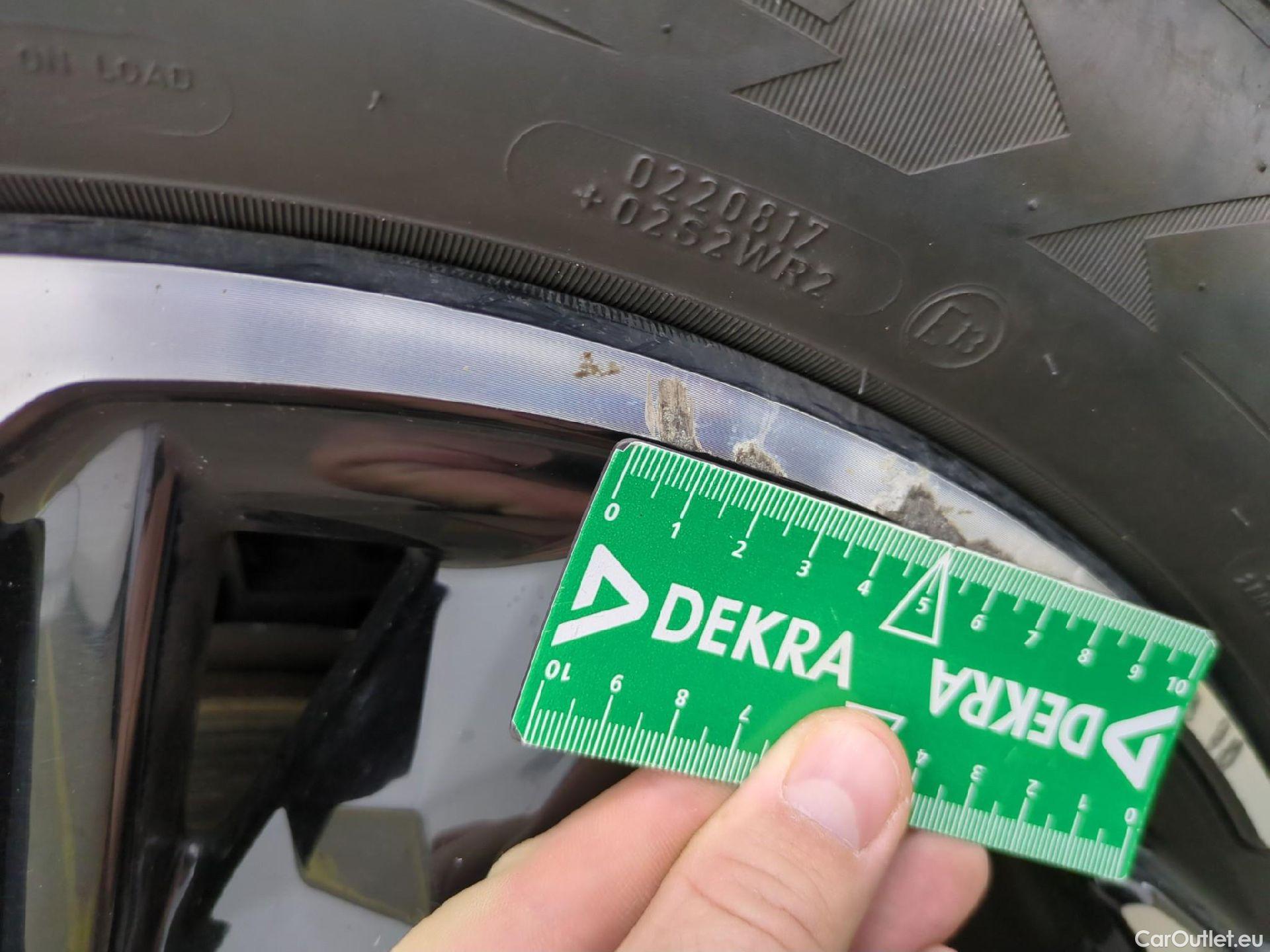  DS  DS7 7 Crossback Performance Line 2.0 BlueHDi 180CV BVA8 E6dT #39