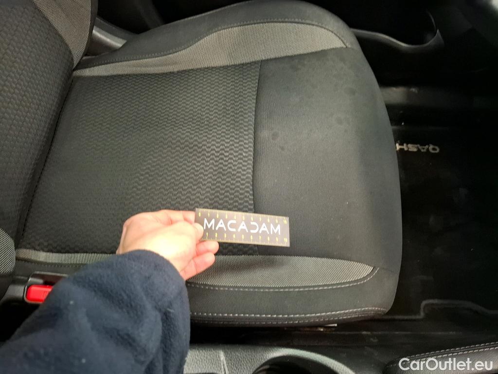  Nissan  Qashqai NISSAN  / 2017 / 5P / Crossover 1.5 DCI 115 DCT Business Edition #36