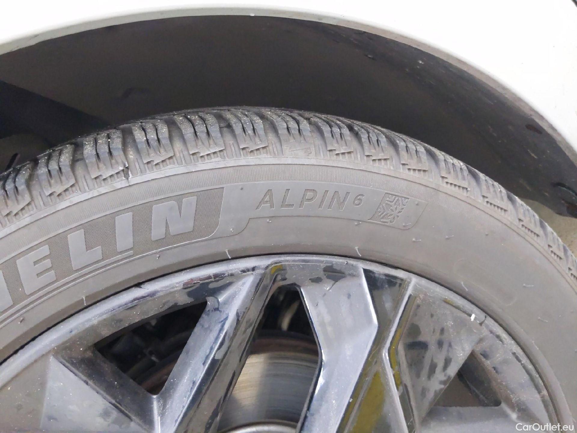  DS  DS4 4 Performance Line+ 1.5 BlueHDi 130CV BVA8 E6d #1