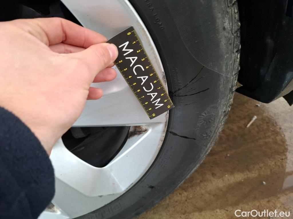  Nissan  Qashqai NISSAN  / 2017 / 5P / Crossover 1.5 DCI 115 DCT Business Edition #25