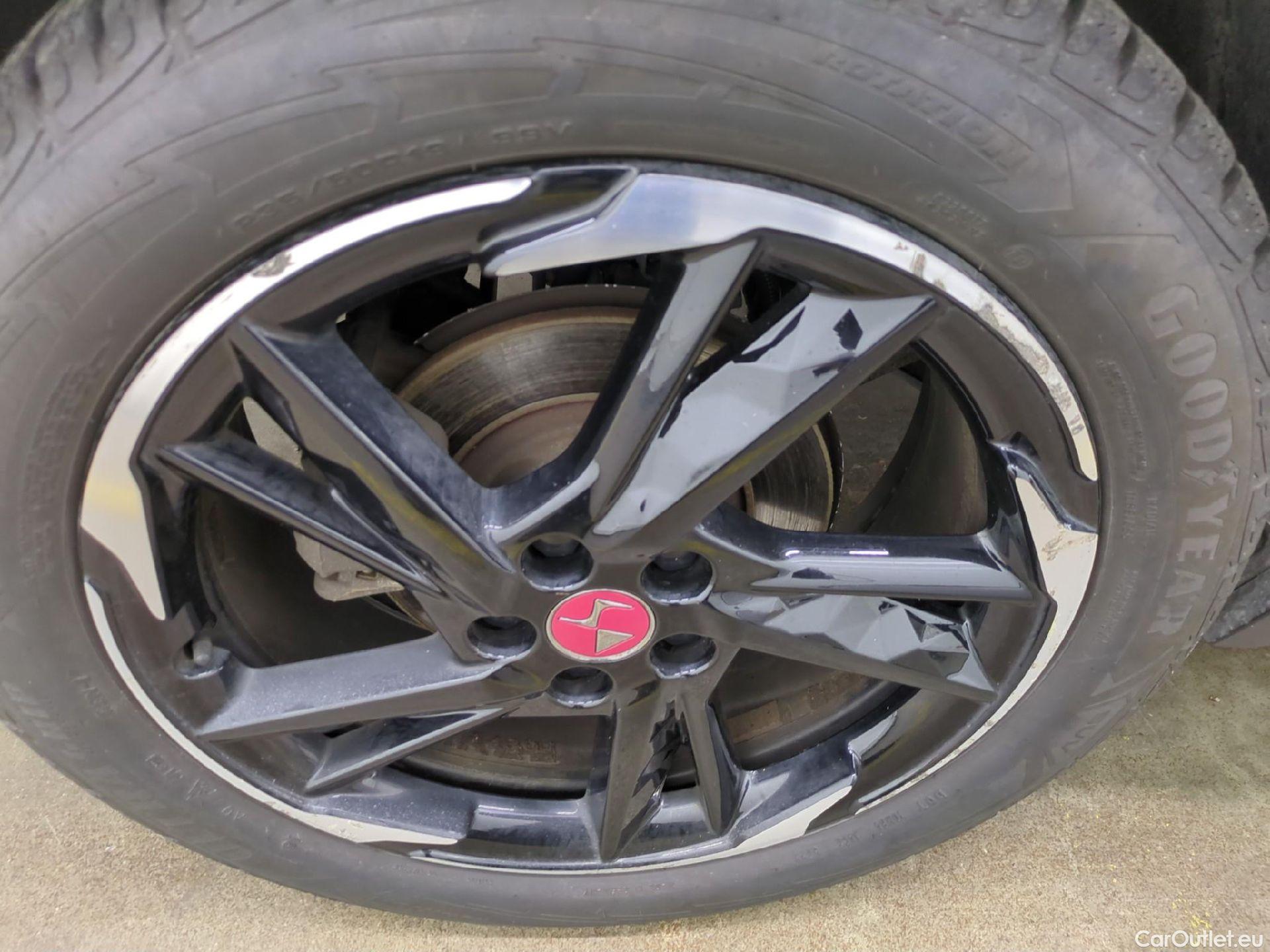  DS  DS7 7 Crossback Performance Line 2.0 BlueHDi 180CV BVA8 E6dT #36