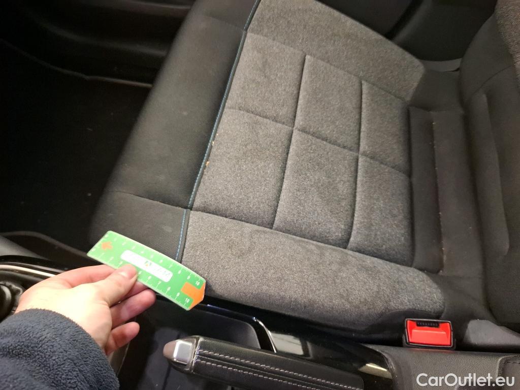  Citroen  C4 Cactus  Feel Business 1.5 BlueHDi 100CV BVM6 E6d #28