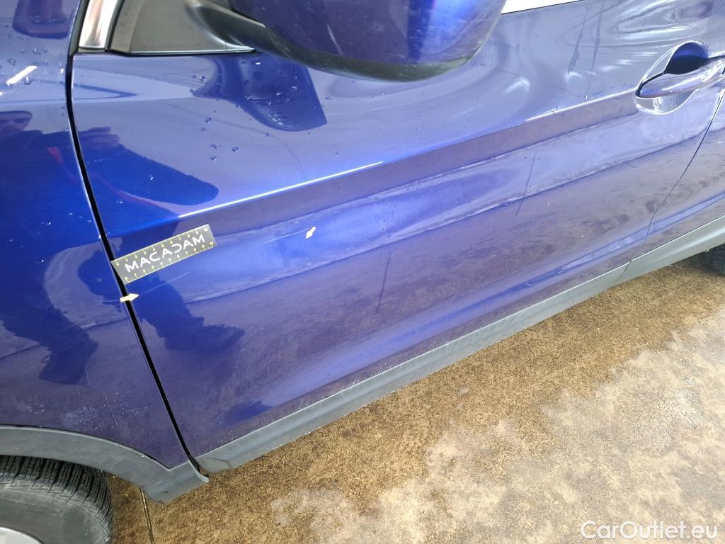  Nissan  Qashqai NISSAN  / 2017 / 5P / Crossover 1.5 DCI 115 DCT Business Edition #4