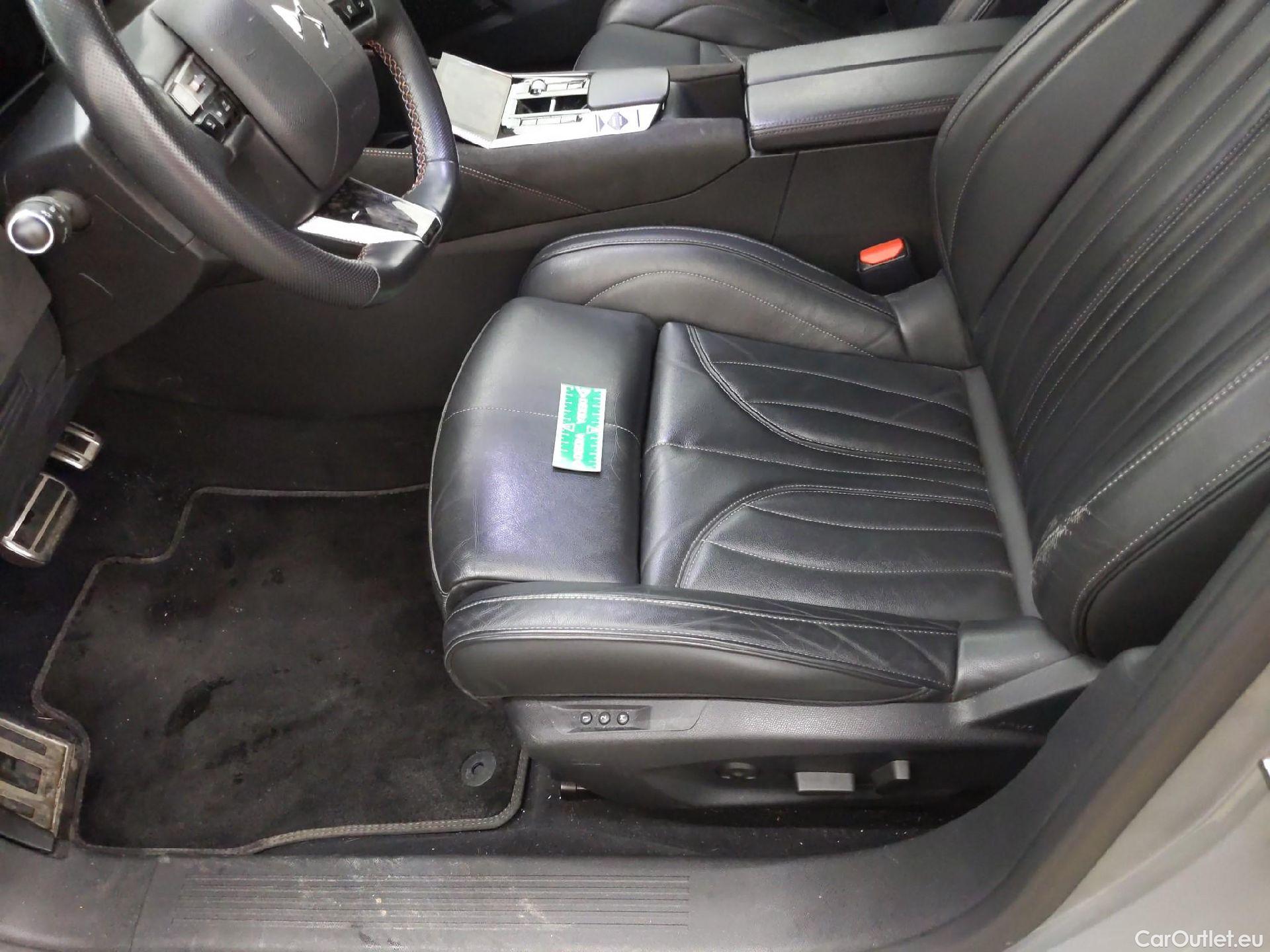  DS  DS4 4 Performance Line+ 1.5 BlueHDi 130CV BVA8 E6d #14