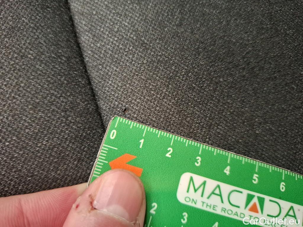  Hyundai  Tucson HYUNDAI  / 2018 / 5P / SUV 1.6 CRDI 115 HYBRID 48V CREATIVE #40