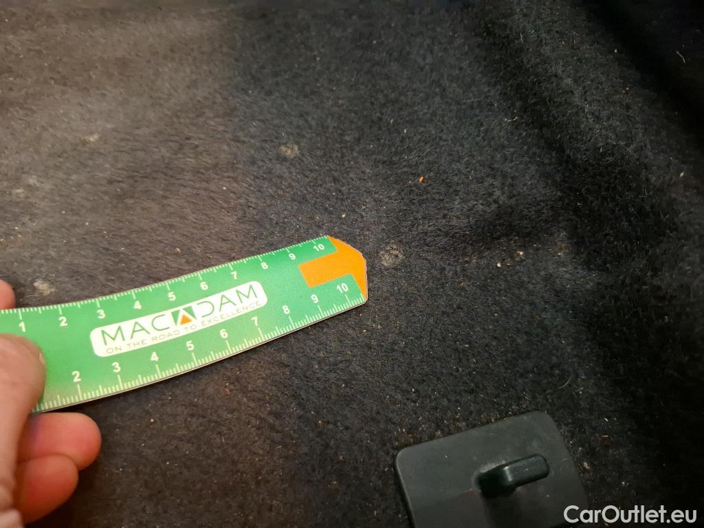  Hyundai  Tucson HYUNDAI  / 2018 / 5P / SUV 1.6 CRDI 115 HYBRID 48V CREATIVE #5