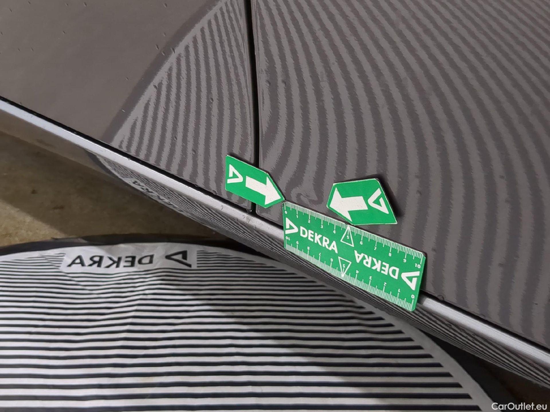  Mercedes  A-Klasse MERCEDES-BENZ Classe A Berline / 2018 / 4P / Berline A 200 d Business Line 8G-DCT #5