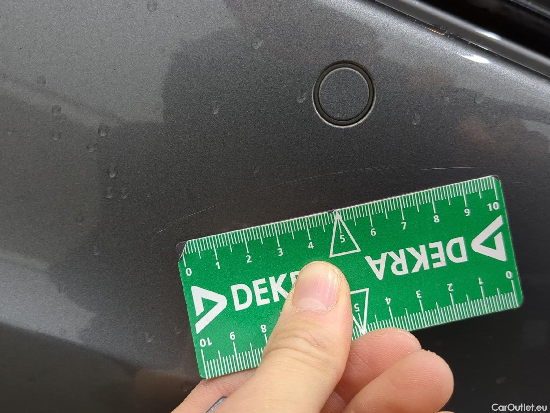  Mercedes  A-Klasse MERCEDES-BENZ Classe A Berline / 2018 / 4P / Berline A 200 d Business Line 8G-DCT #12