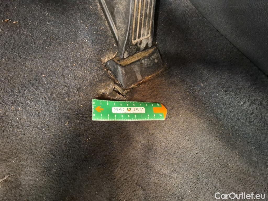  Hyundai  Tucson HYUNDAI  / 2018 / 5P / SUV 1.6 CRDI 115 HYBRID 48V CREATIVE #3