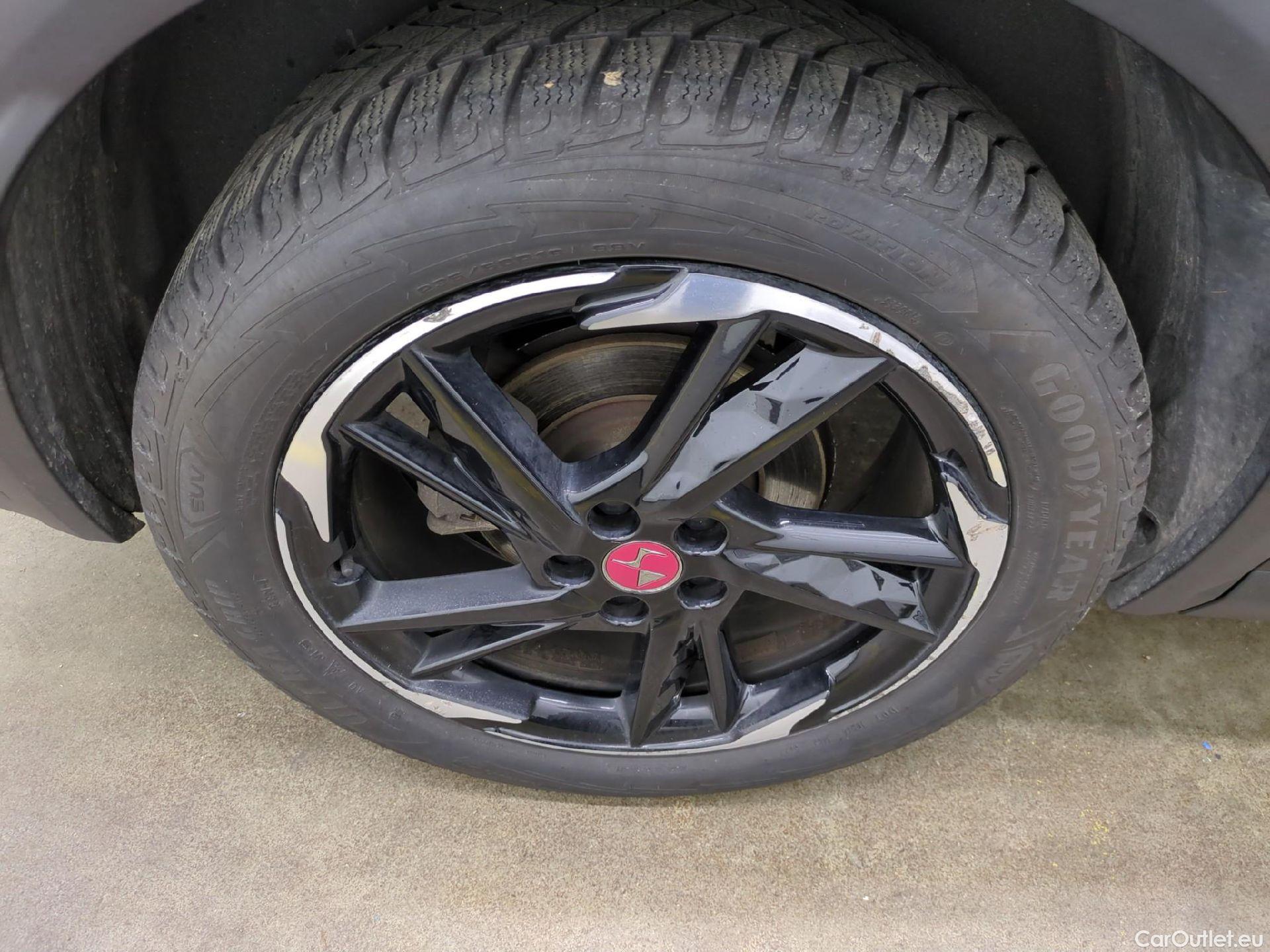  DS  DS7 7 Crossback Performance Line 2.0 BlueHDi 180CV BVA8 E6dT #33