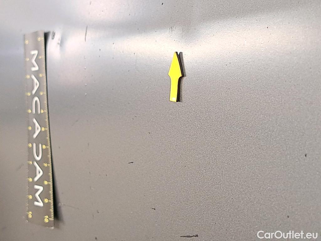  Mercedes  GLA MERCEDES-BENZ  / 2020 / 5P / SUV 2.0  220D AMG LINE 4MATIC DCT #23