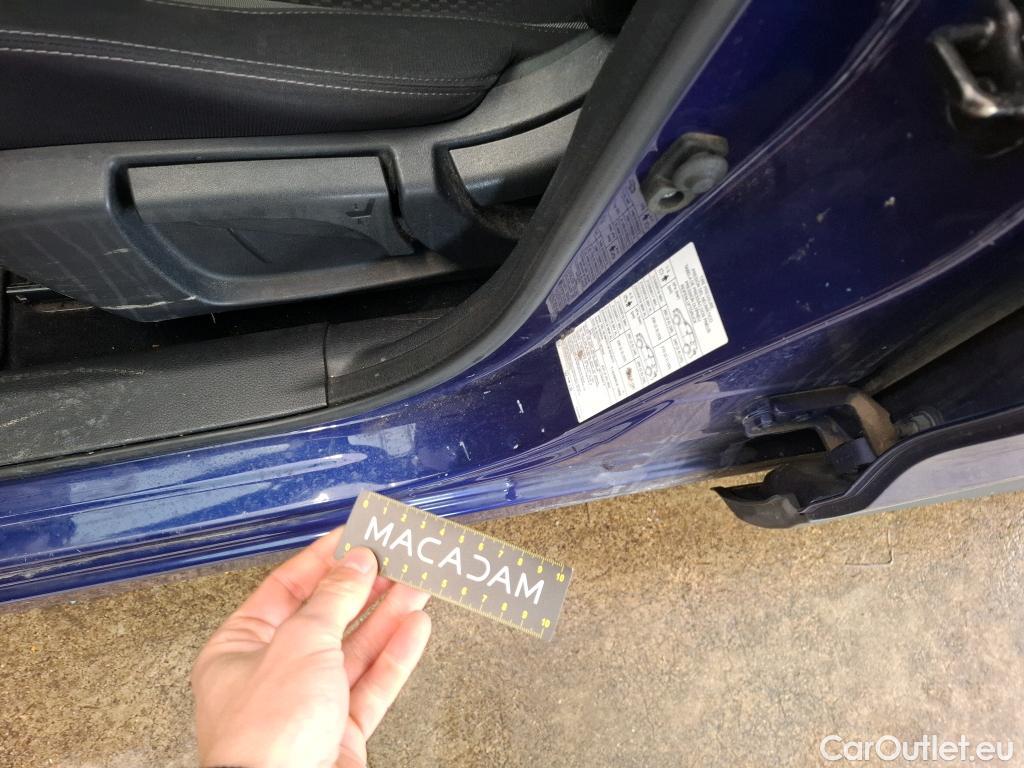  Nissan  Qashqai NISSAN  / 2017 / 5P / Crossover 1.5 DCI 115 DCT Business Edition #63