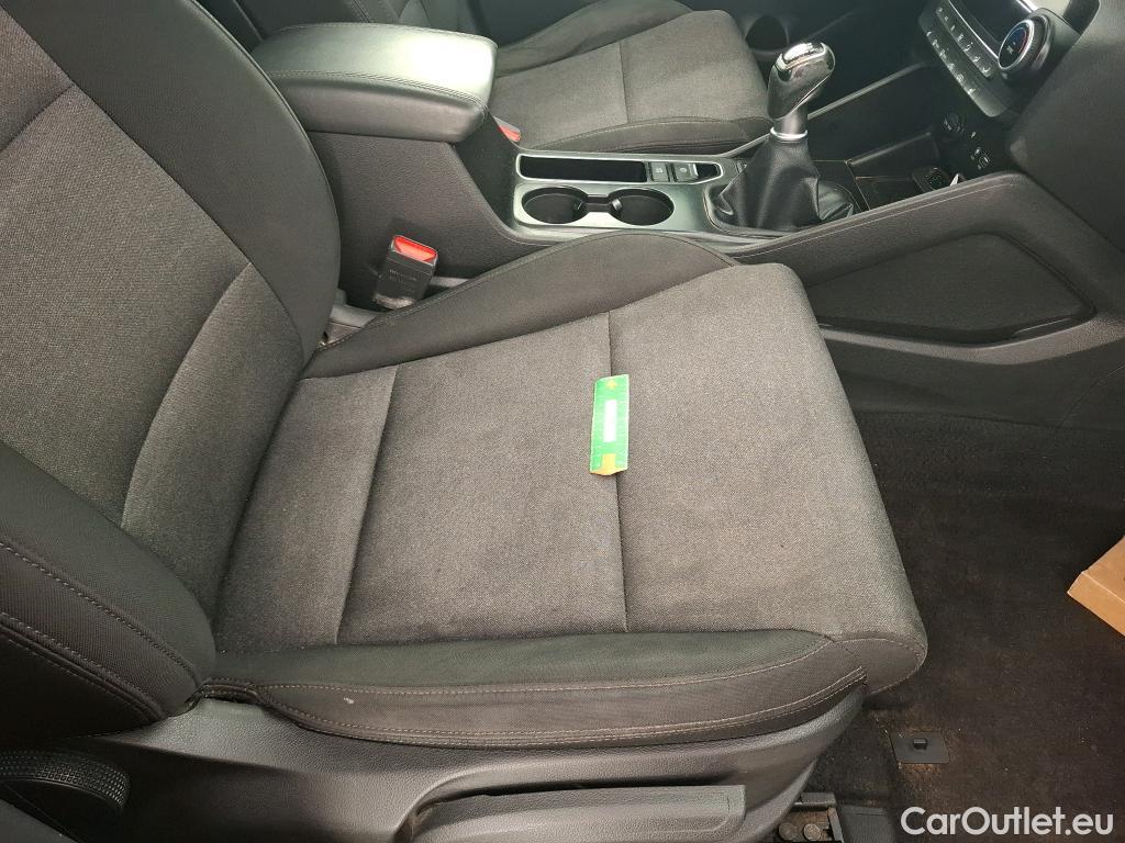  Hyundai  Tucson HYUNDAI  / 2018 / 5P / SUV 1.6 CRDI 115 HYBRID 48V CREATIVE #41