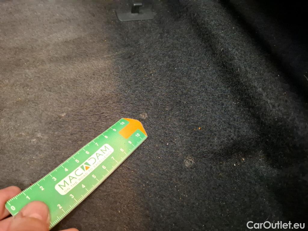  Hyundai  Tucson HYUNDAI  / 2018 / 5P / SUV 1.6 CRDI 115 HYBRID 48V CREATIVE #4