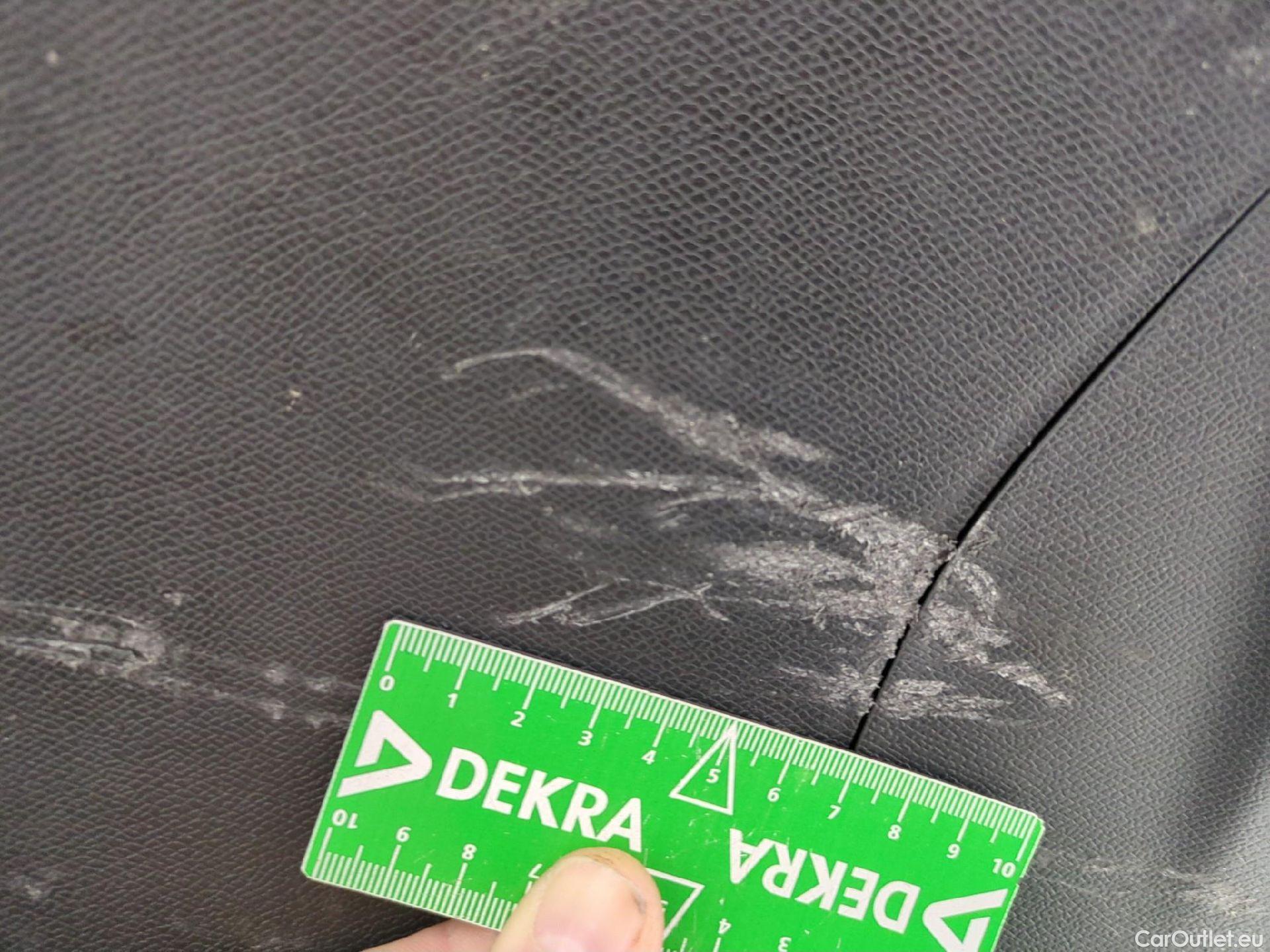  Peugeot  3008  Allure Pack 1.5 HDi 130CV BVM6 E6d #28