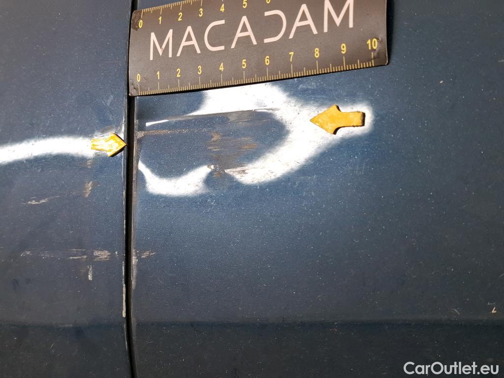  Peugeot  3008  Allure Pack 1.5 HDi 130CV BVA8 E6d #21