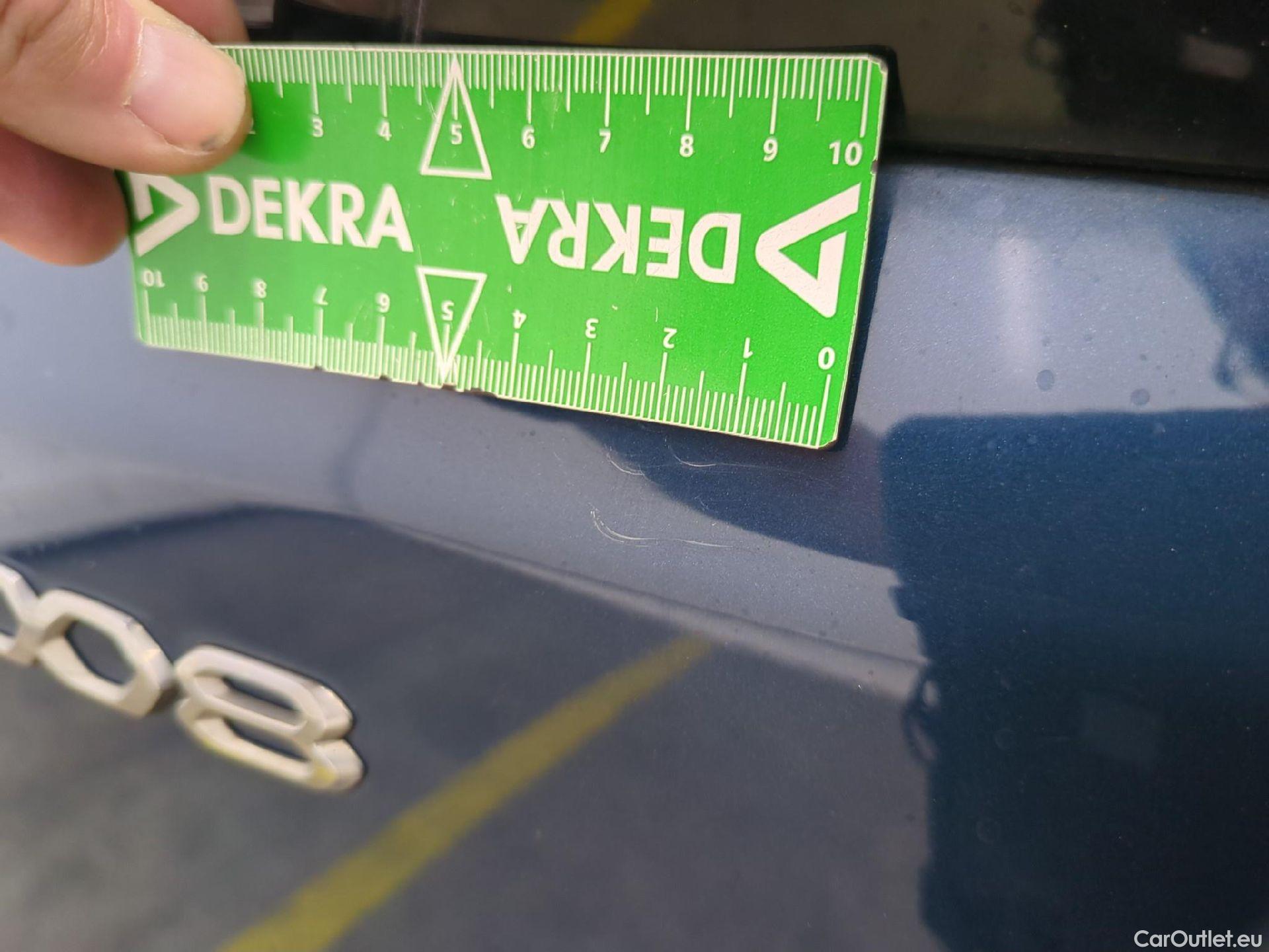  Peugeot  3008  Allure Pack 1.5 HDi 130CV BVM6 E6d #49