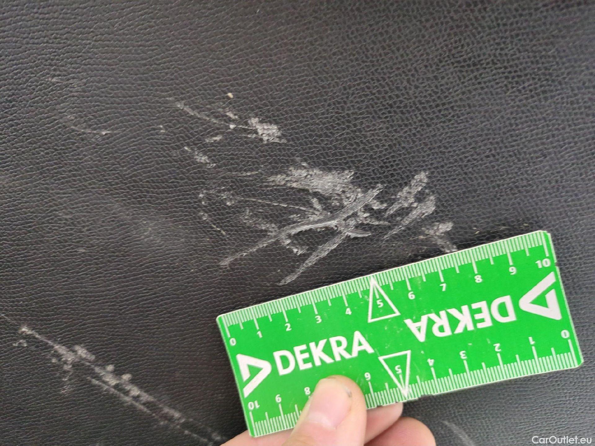  Peugeot  3008  Allure Pack 1.5 HDi 130CV BVM6 E6d #24