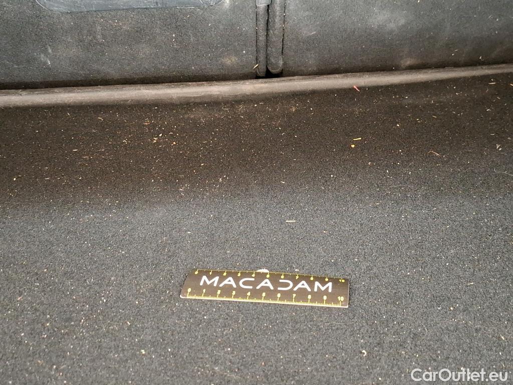  Peugeot  3008  Allure Pack 1.5 HDi 130CV BVA8 E6d #56