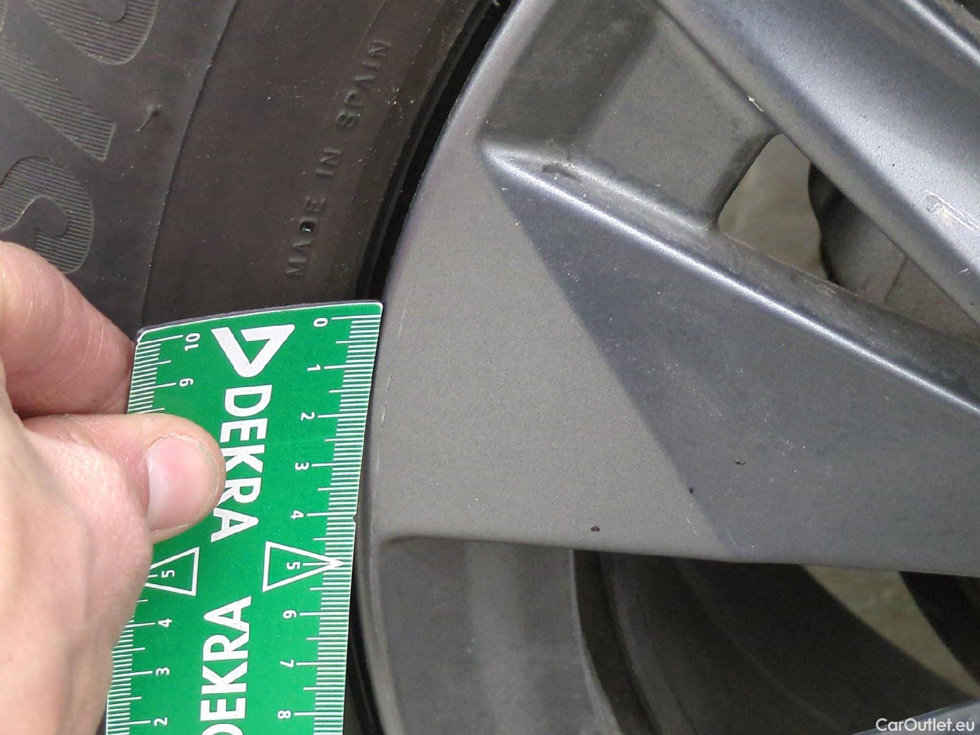  Peugeot  2008  Active Pack 1.5 HDi 110CV BVM6 E6d #8