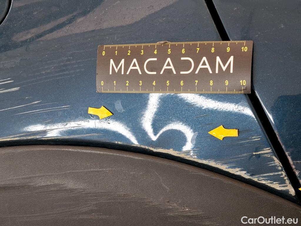  Peugeot  3008  Allure Pack 1.5 HDi 130CV BVA8 E6d #2