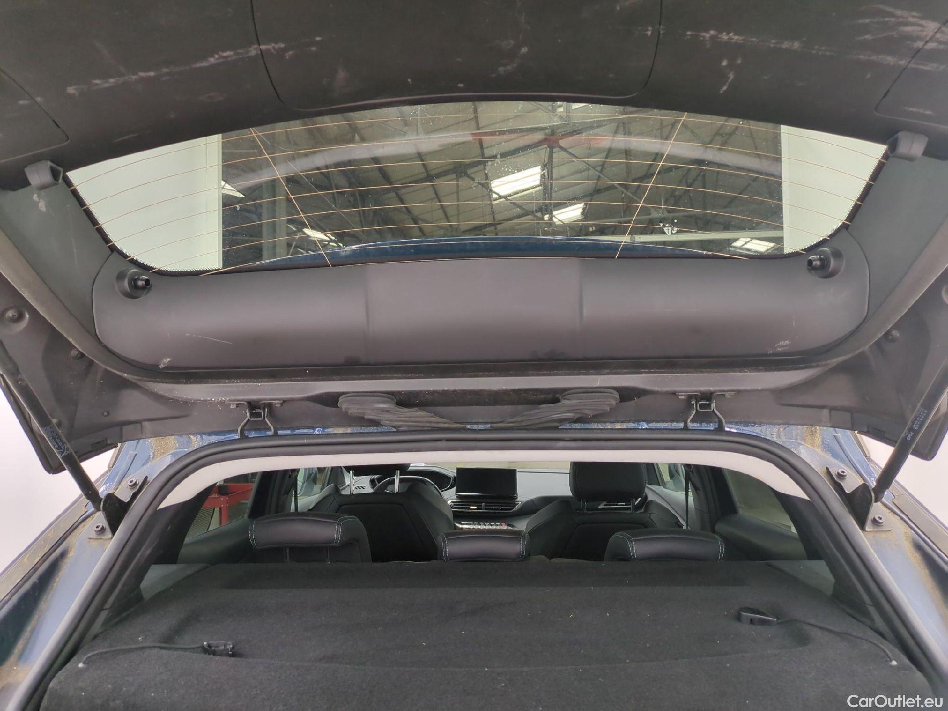  Peugeot  3008  Allure Pack 1.5 HDi 130CV BVM6 E6d #30