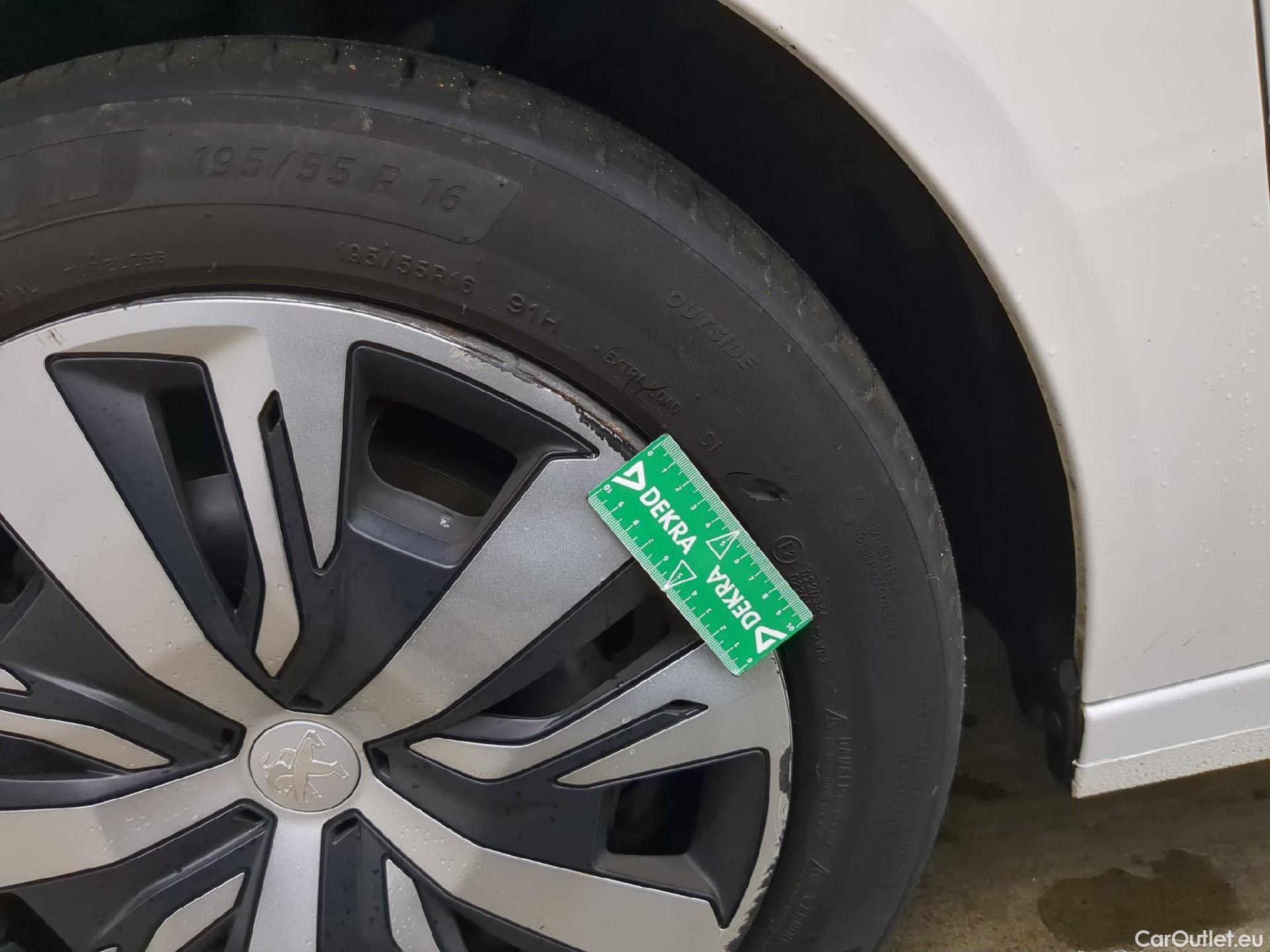  Peugeot  208  Active Pack 1.5 HDi 100CV BVM6 E6d #3