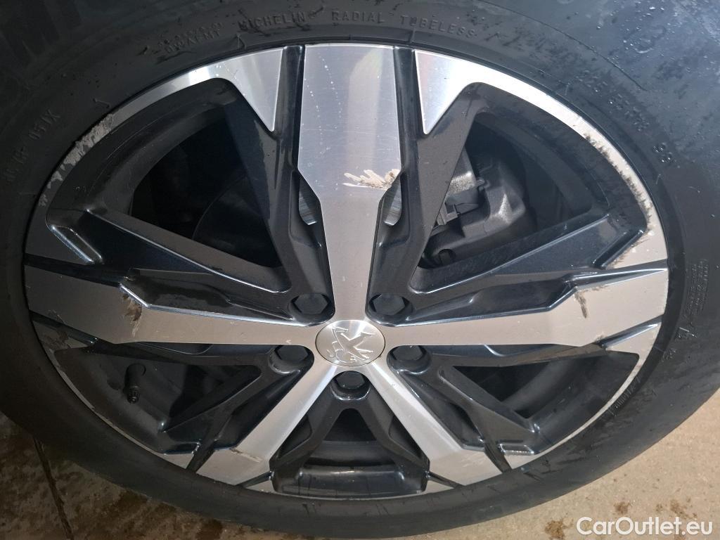  Peugeot  3008 PEUGEOT  / 2020 / 5P / SUV PureTech 180 S&S EAT8 GT Pack #10