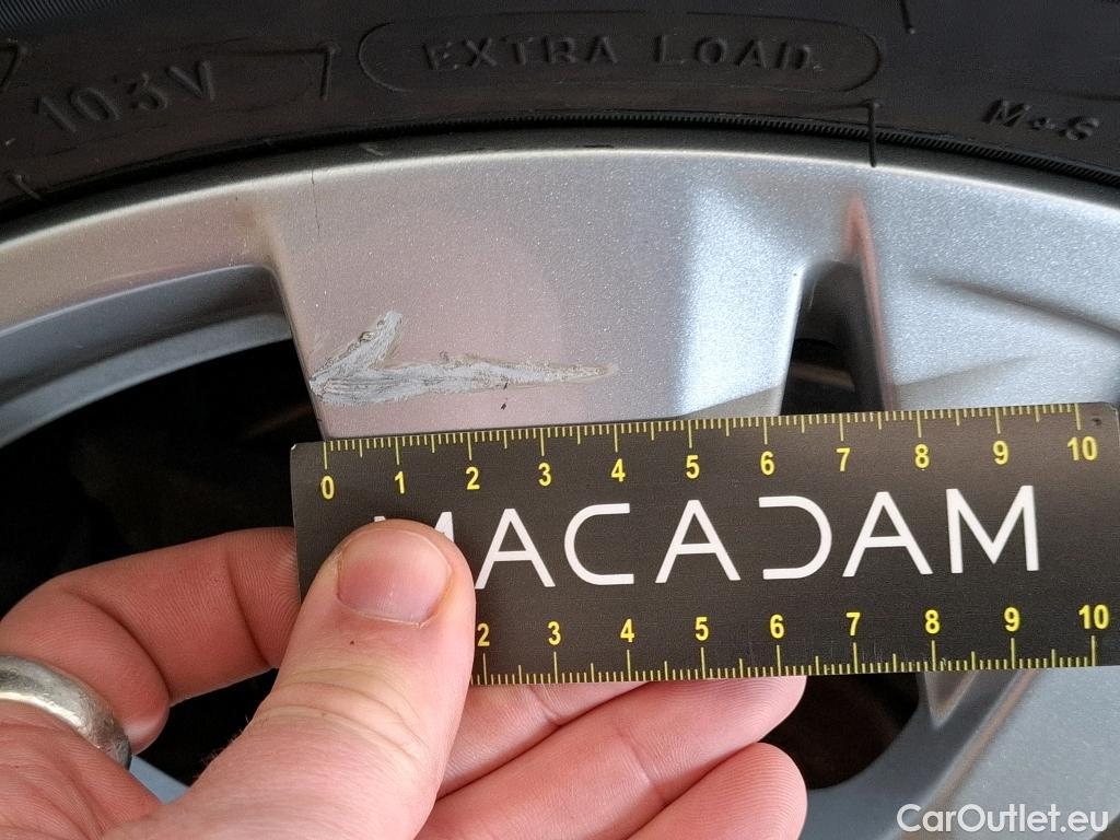  Peugeot  3008  Active Pack 1.5 HDi 130CV BVA8 E6d #33