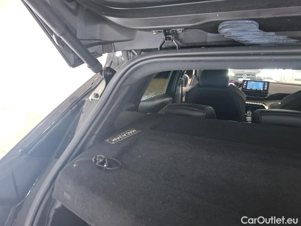  Peugeot  3008 PEUGEOT  / 2020 / 5P / SUV PureTech 180 S&S EAT8 GT Pack #26