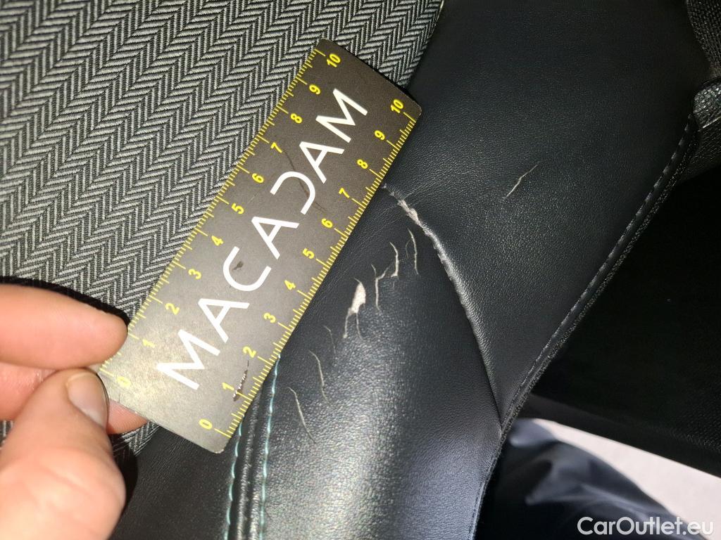  Peugeot  3008  Allure Pack 1.5 HDi 130CV BVA8 E6d #23