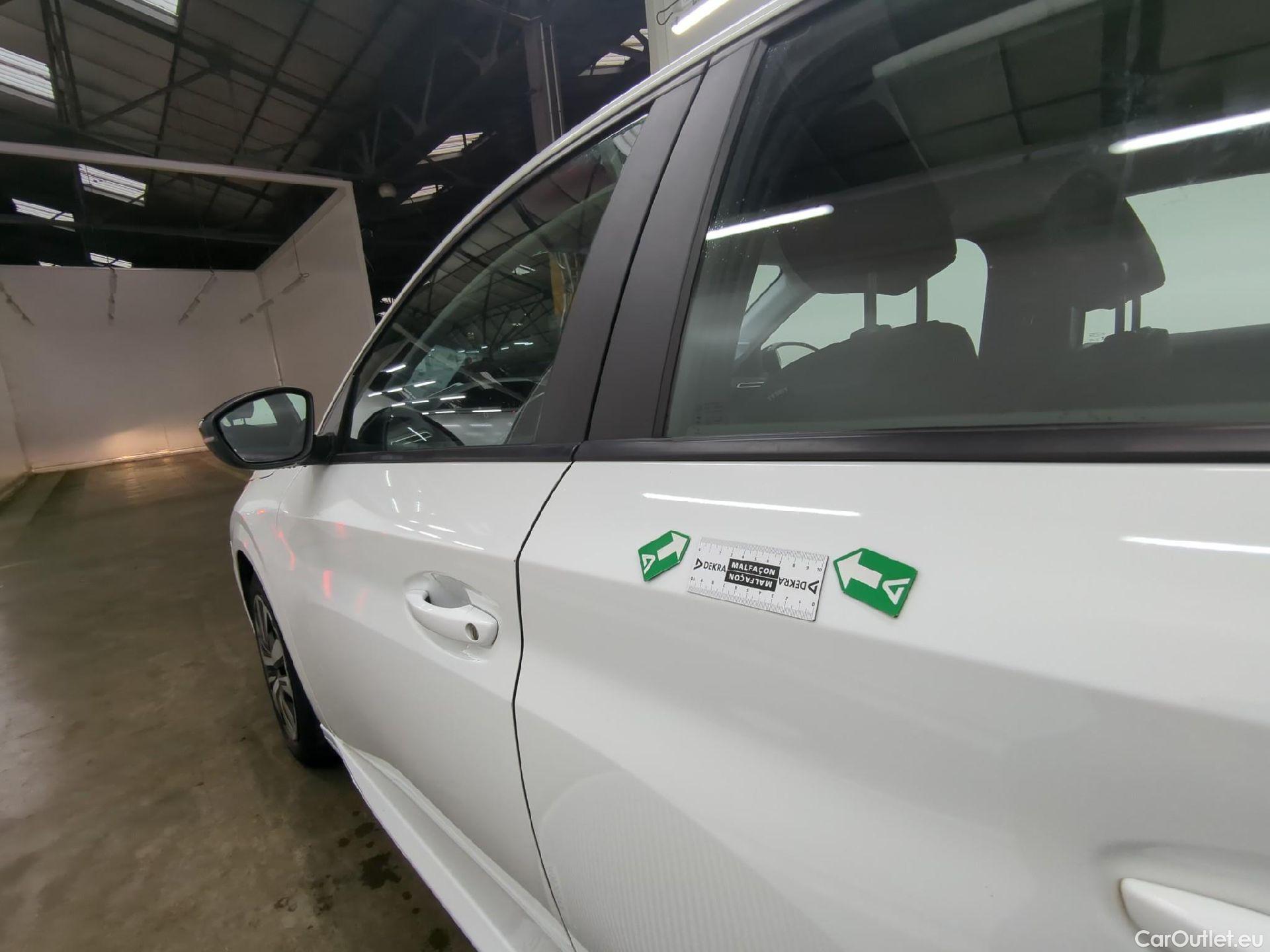  Peugeot  208  Active Pack 1.5 HDi 100CV BVM6 E6d #18