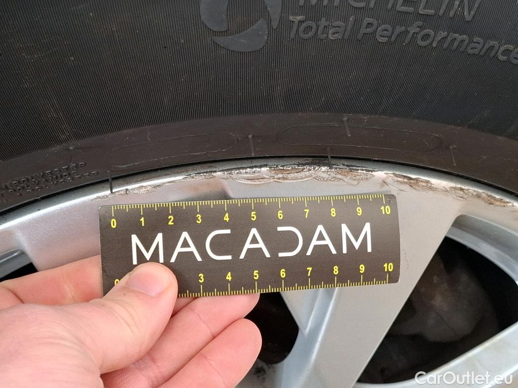  Peugeot  3008  Active Pack 1.5 HDi 130CV BVA8 E6d #26