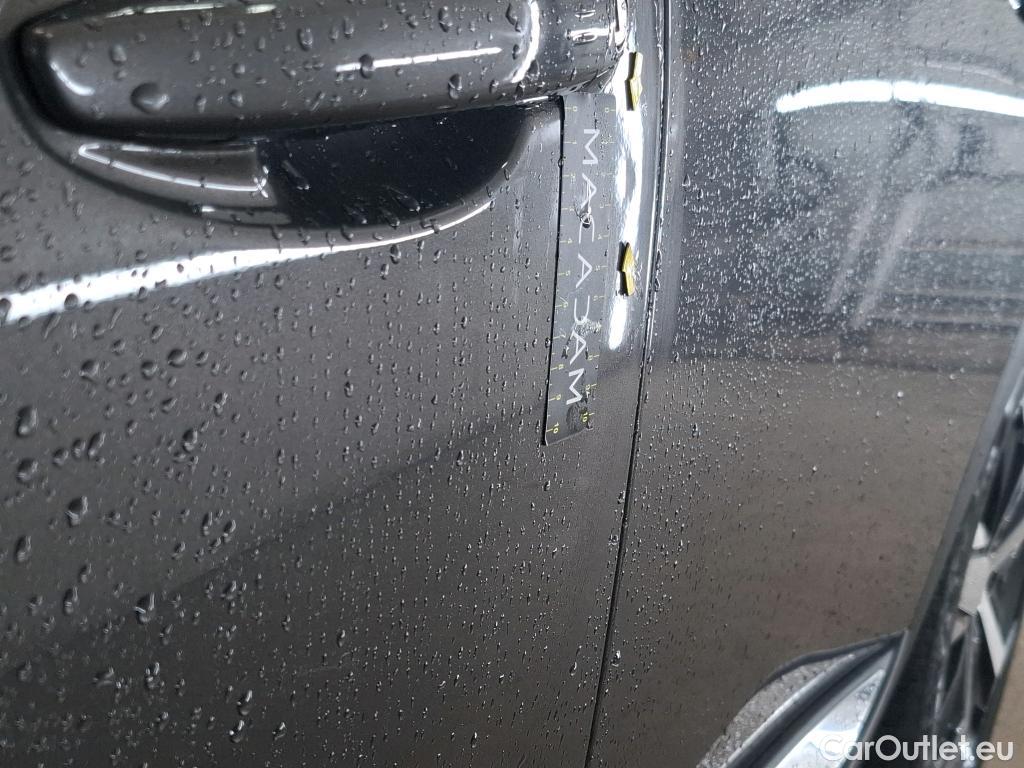  Peugeot  3008 PEUGEOT  / 2020 / 5P / SUV PureTech 180 S&S EAT8 GT Pack #18