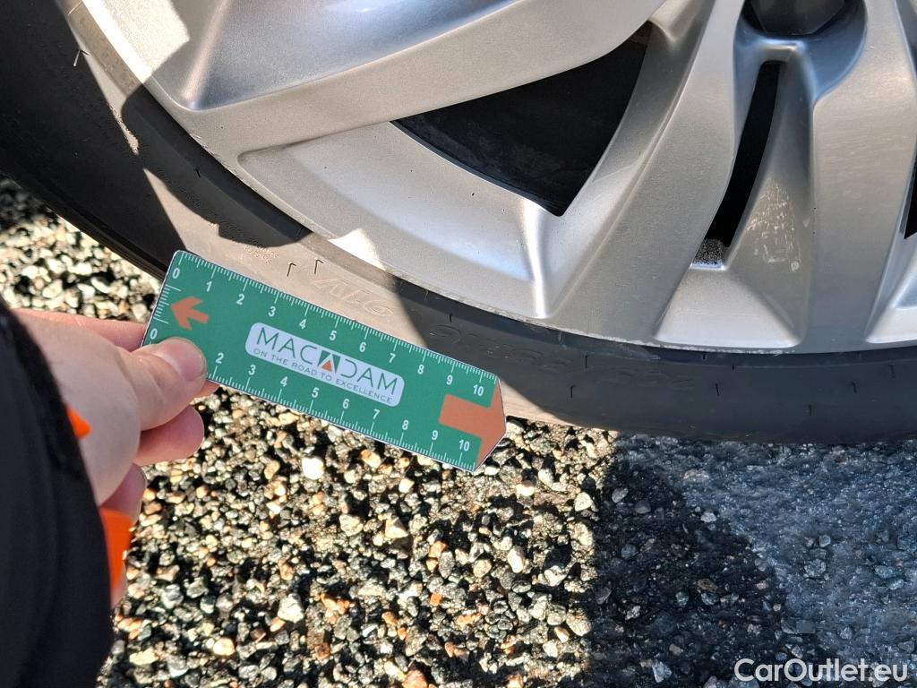  Peugeot  308  SW Active Business 1.5 HDi 130CV BVA8 E6d #32