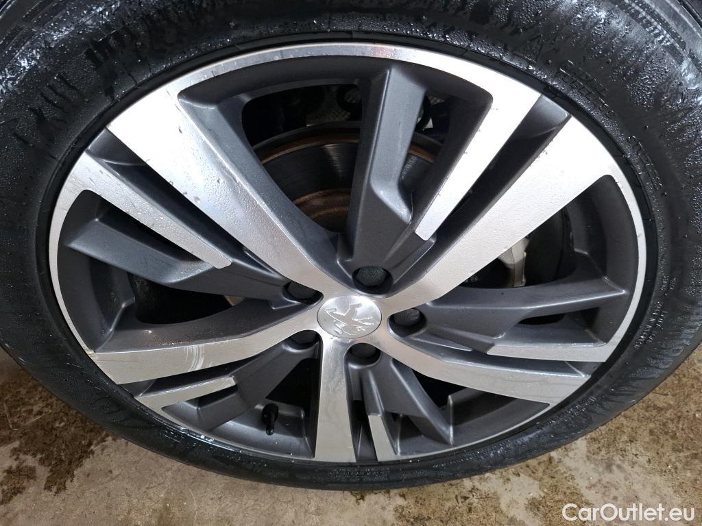  Peugeot  5008  Allure 1.5 HDi 130CV BVA8 7 Sieges E6d #27