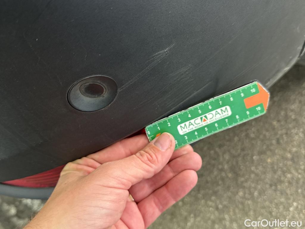  Peugeot  5008  Allure 1.5 HDi 130CV BVA8 7 Sieges E6d #8