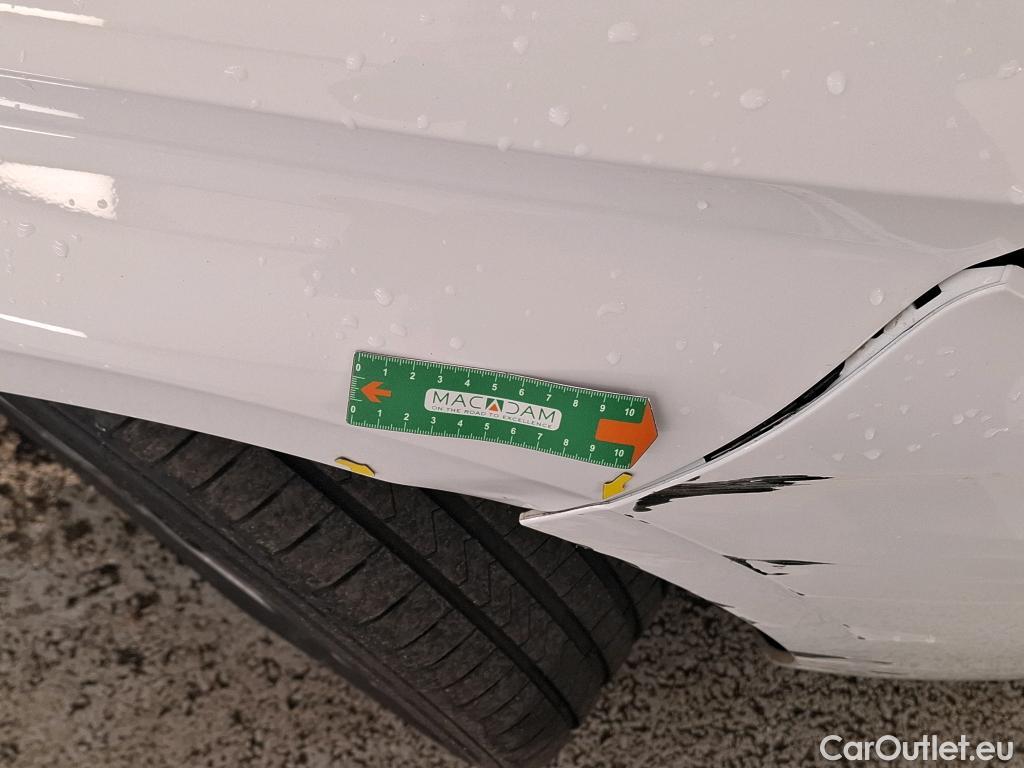  Peugeot  308  Active Pack 1.5 HDi 130CV BVA8 E6d #20