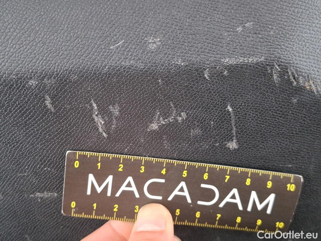  Peugeot  308 PEUGEOT  SW / 2021 / 5P / Break BlueHDi 130 ACTIVE PACK #46