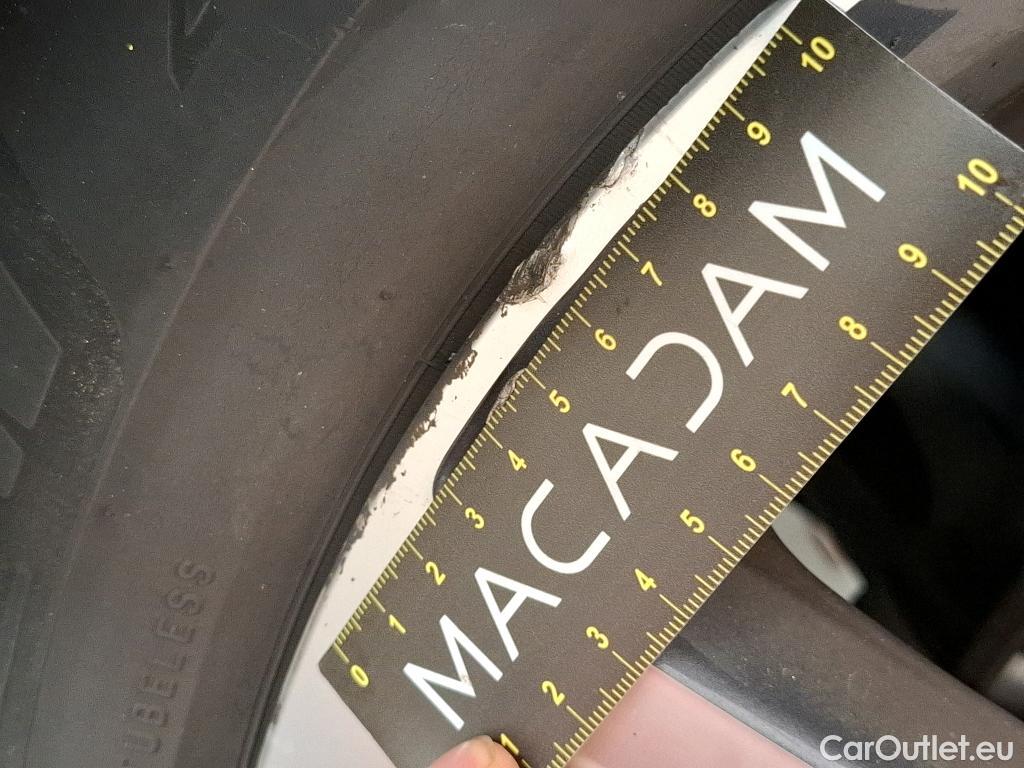  Peugeot  3008  Allure Pack 1.5 HDi 130CV BVA8 E6d #105