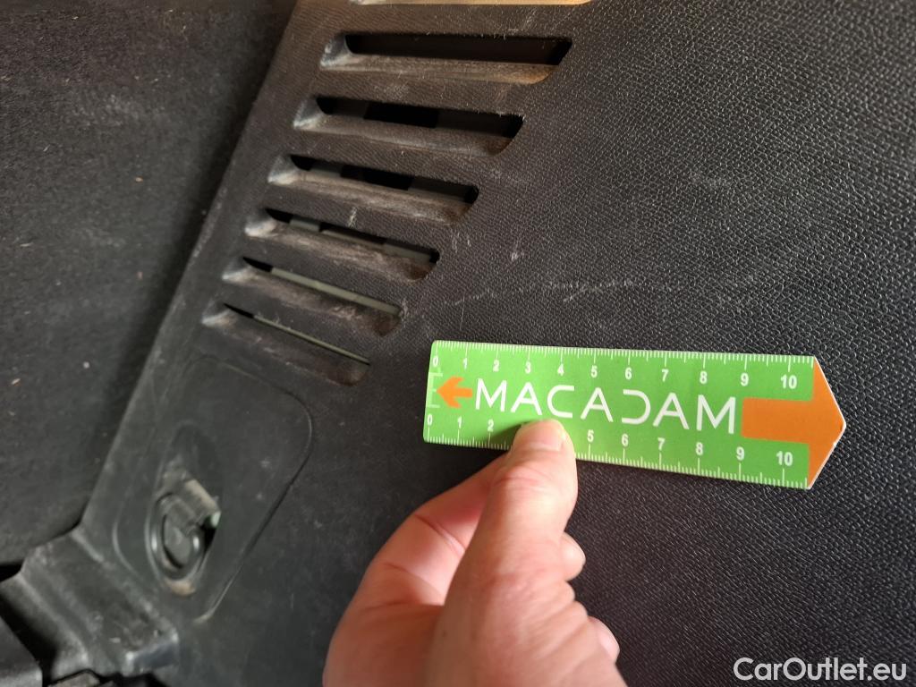  Peugeot  3008  Allure Pack 1.5 HDi 130CV BVA8 E6d #121